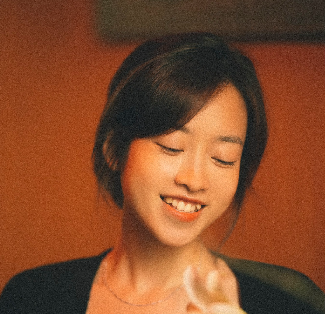 Chị Hòa Bình